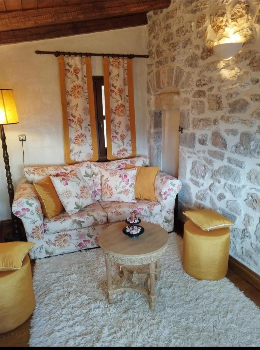 Lousiou Nymphes Escape Suites Dimitsana Esterno foto